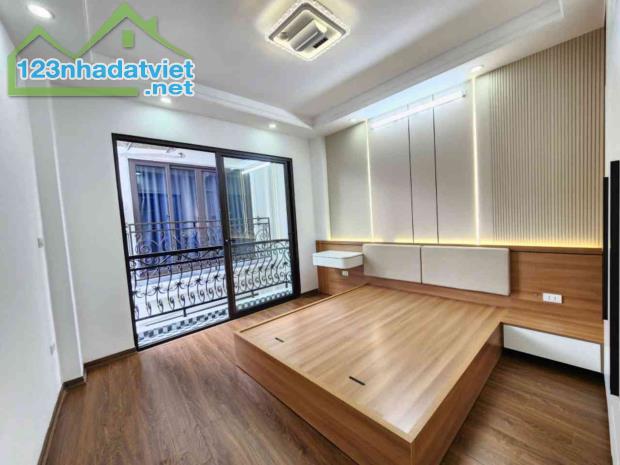 Vị trí Vip - Nhà mới - Thang máy - Full nội thất - Ngõ thông - dt 34m x 6T giá 9,3 tỷ. - 2