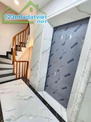 Vị trí Vip - Nhà mới - Thang máy - Full nội thất - Ngõ thông - dt 34m x 6T giá 9,3 tỷ. - 3