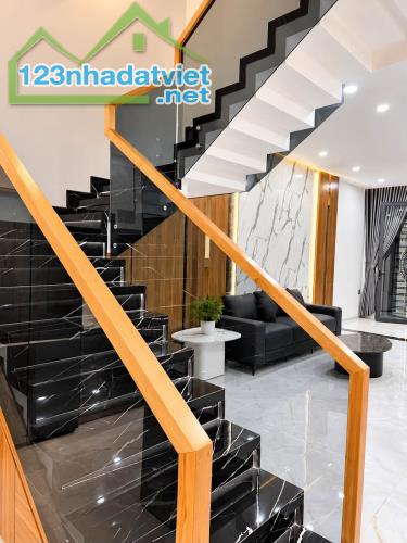 NHÀ MỚI ĐẸP NGAY TÔ HIỆU – HẺM 7M – 74M NGANG 4.3 NỞ HẬU – FULL NỘI THẤT 7 – CHỈ 7.X - 3