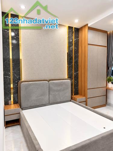 NHÀ MỚI ĐẸP NGAY TÔ HIỆU – HẺM 7M – 74M NGANG 4.3 NỞ HẬU – FULL NỘI THẤT 7 – CHỈ 7.X - 4