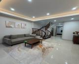 Tôi cần bán căn nhà ở phố Nguyễn Đình Chiểu 5 tầng thang máy mới đẹp, 39m2, mặt tiền