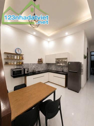 Chính chủ cần bán nhà đẹp hiện đại - Hẻm 44-19 Đinh Núp, Đắk Lắk - Vị trí đắc địa, sân ô - 2