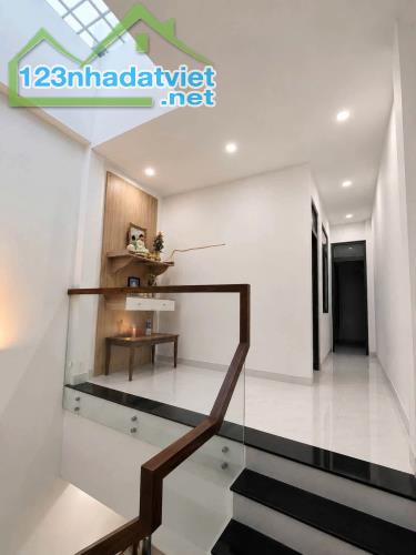 Chính chủ cần bán nhà đẹp hiện đại - Hẻm 44-19 Đinh Núp, Đắk Lắk - Vị trí đắc địa, sân ô - 4