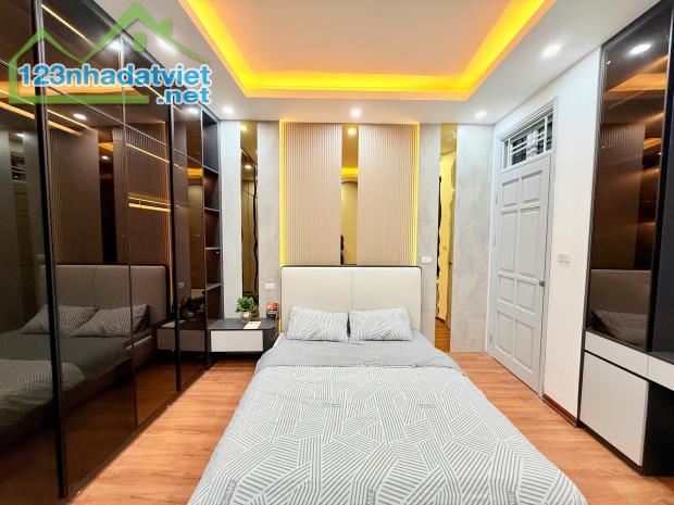 Nhà Hồng Mai 50m2 5 tầng, 6PN, ngõ thông, gần ô tô, gần Bạch Mai, giá 10 tỷ - 3