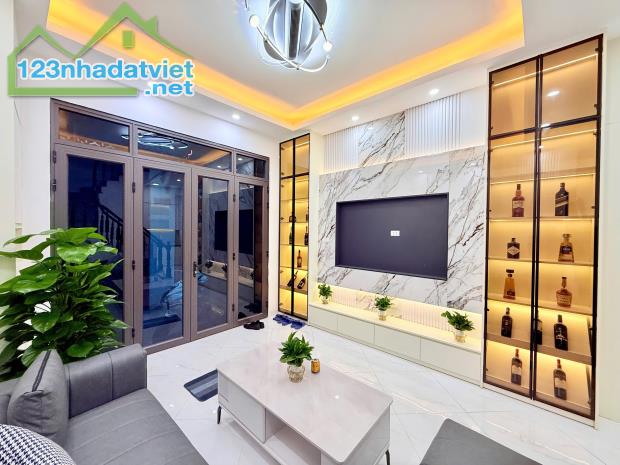 Nhà Hồng Mai 50m2 5 tầng, 6PN, ngõ thông, gần ô tô, gần Bạch Mai, giá 10 tỷ - 4