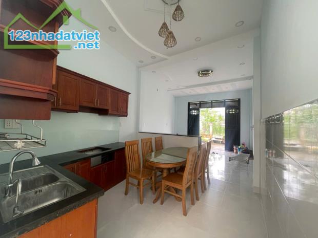 NỞ HẬU 6M – HƠN 4 TỶ - NHÀ C4 HẺM XE HƠI – GẦN PHẦN MỀM QUANG TRUNG! - 2