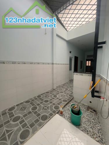 NỞ HẬU 6M – HƠN 4 TỶ - NHÀ C4 HẺM XE HƠI – GẦN PHẦN MỀM QUANG TRUNG! - 1