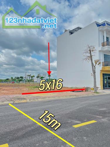 Bán lô đất đối diện trung tâm thể thao tại KĐT mới HCM