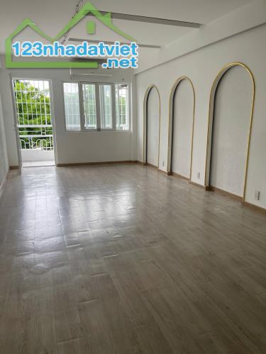 Bán nhà 2 MT trước sau Hoàng Sa phường Tân Định, 3.8x16m 3 tầng chỉ 17,5 tỷ - 2