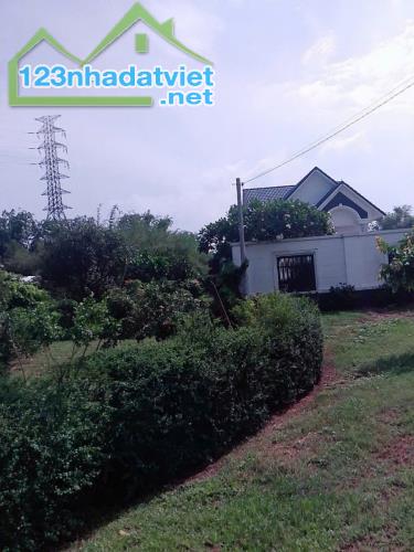 LÔ 2 MẶT TIỀN CHỦ NGỘP BANK CẮT LỖ - 1