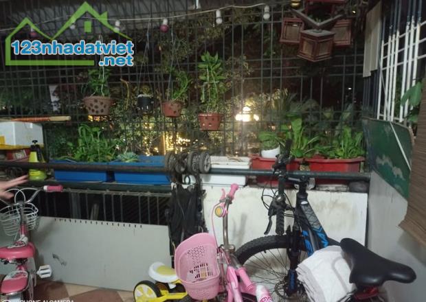 Bán căn hộ Sài Đồng, Long Biên 45m2, chỉ 1,25 tỷ ( sổ sẵn sàng giao dịch)