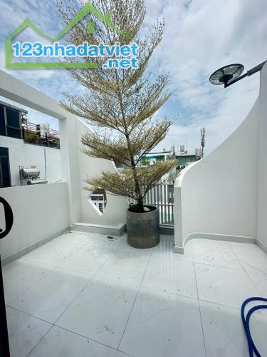 Bán Nhà Nguyễn Văn Khối- 50,6/55m2 -4 TẦNG - 7,79 T.ỷ - 2