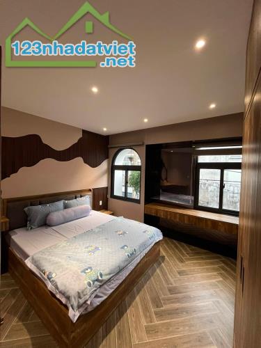 Bán Nhà Nguyễn Văn Khối- 50,6/55m2 -4 TẦNG - 7,79 T.ỷ - 3