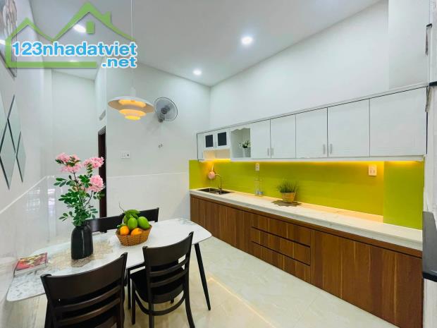 VỪA Ở VỪA KINH DOANH – NHÀ MẶT TIỀN VIEW SÔNG ĐƯỜNG 12M - 1