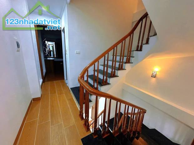 Nhà 6 tầng 14m² tại Hai Bà Trưng, full nội thất, giá 4 tỷ - 3