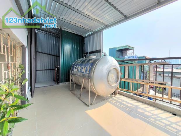 Nhà 6 tầng 14m² tại Hai Bà Trưng, full nội thất, giá 4 tỷ - 5