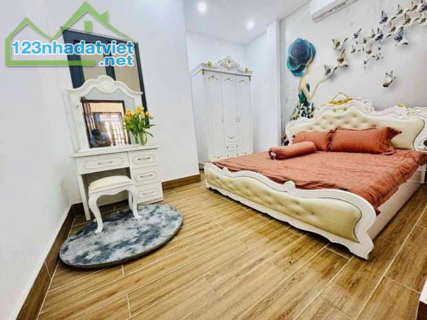 CHỈ 7.4 TỶ TL - NHÀ ĐẸP 4 TẦNG - HẺM XE HƠI - PHẠM VĂN CHIÊU - GÒ VẤP - GẦN EMART 2 - 4