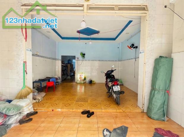 Bán nhà Kênh Tân Hóa – sát mặt tiền, ngang 4,9m – dòng tiền 8 triệu/tháng – 5,8 tỷ - 3