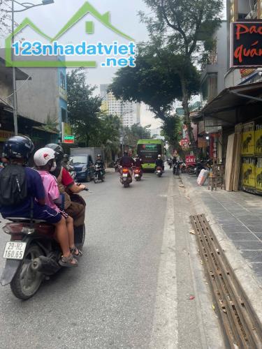 Bán đất mặt phố tương mai 180M hai bà trưng