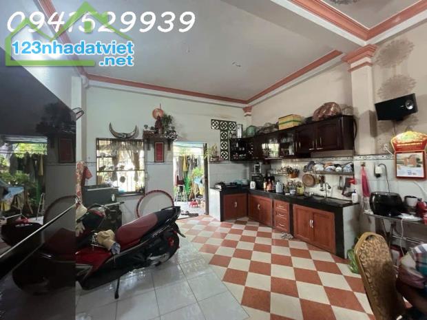 BÁN NHÀ MẶT TIỀN TỈNH LÔ 43 --GIÁ 16 TỶ - 3