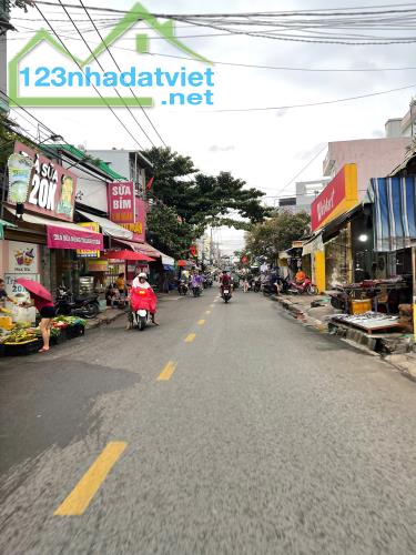 GẦN NGÃ TƯ GA – QL1A – NHÀ GẦN 80M² – MẶT TIỀN GẦN 5M – KHU YÊN TĨNH – 3.X TỶ