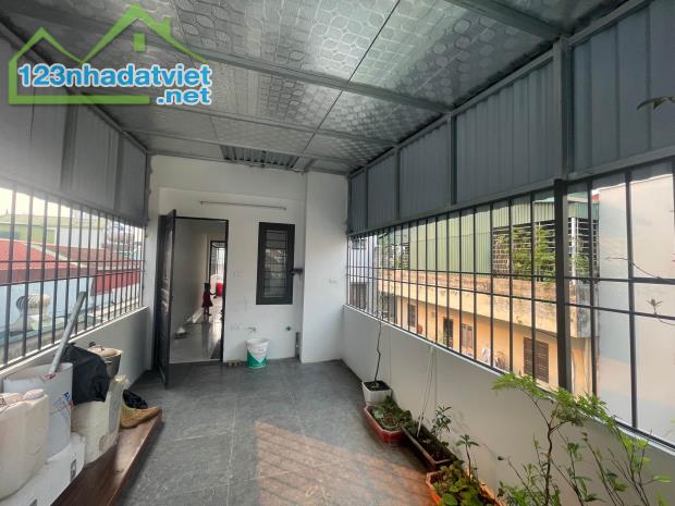 Ngõ thông Đức Giang 8 tỷ 55m ô tô qua nhà - 4