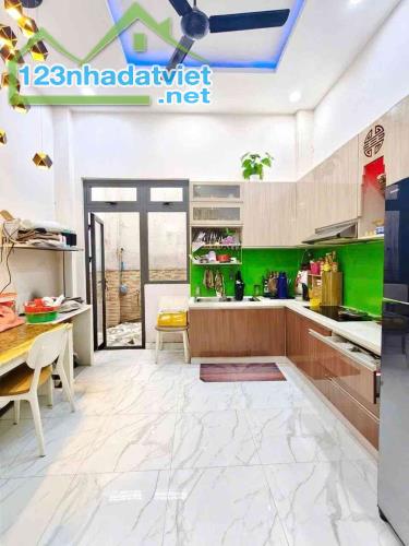 NHÀ PHÂN LÔ TÔ HIỆU, ĐỐI DIỆN CÔNG VIÊN, HXH THÔNG – 60M², 5 TẦNG - 2