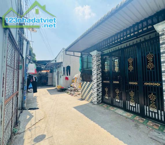BÁN ĐẤT ĐƯỜNG DT743A DĨ AN BÌNH DƯƠNG 74M2, HẺM Ô TÔ, CHỈ 3 TỶ - 3