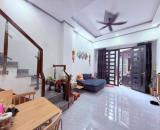 Duy nhất 1 căn nhà hơn 5 động có kết cấu 4 tầng - Nguyễn Tri Phương - Quận 10