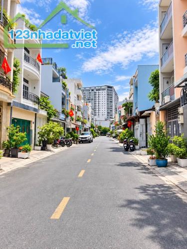 BÁN NHÀ TÔ HIỆU HXH TRÁNH THÔNG 80M 3 TẦNG NHỈNH 8 TỶ - 1