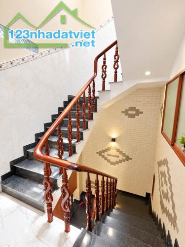 BÁN NHÀ TÔ HIỆU HXH TRÁNH THÔNG 80M 3 TẦNG NHỈNH 8 TỶ - 3