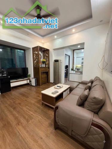 Tôi bán căn hộ biệt thự Pháp cổ ở phố Huế - 2