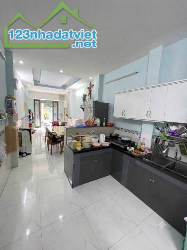 Nhà Trần Thủ Độ – mặt đường 12m, gần Nguyễn Sơn – 5 tầng – 6,95 tỷ - 1