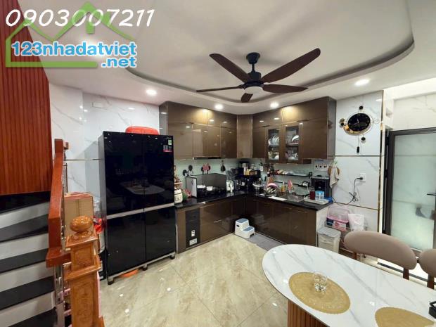 NHÀ ĐẸP- HẺM THÔNG XE HƠI ĐỂ TRONG NHÀ- TÂN QUÝ- TÂN PHÚ -  5 TẦNG- GIÁ 8.2TỶ TL . - 2