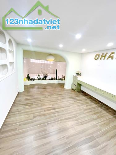 NHÀ 6 TẦNG – CÓ THANG MÁY – MẶT TIỀN LÝ THƯỜNG KIỆT QUẬN 10 - 3