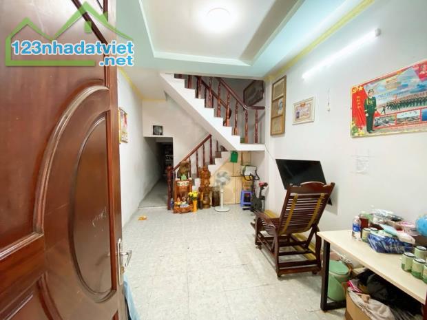 BÁN Nhà Quốc lộ 1A hướng đi An Sương. - 1
