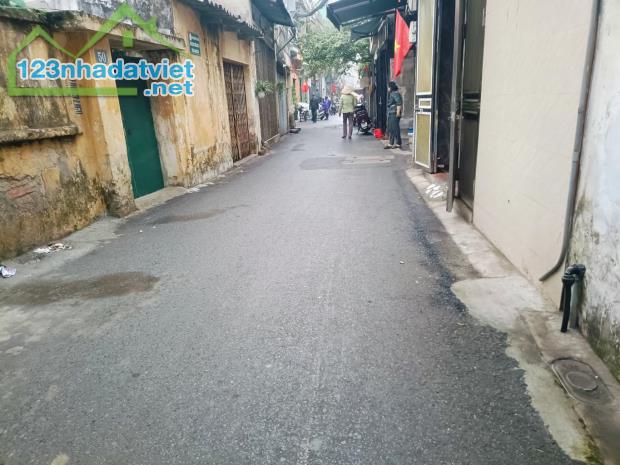Bán đất Đức Giang 50m 7 tỷ ô tô qua nhà,sỏ đỏ long biên - 2
