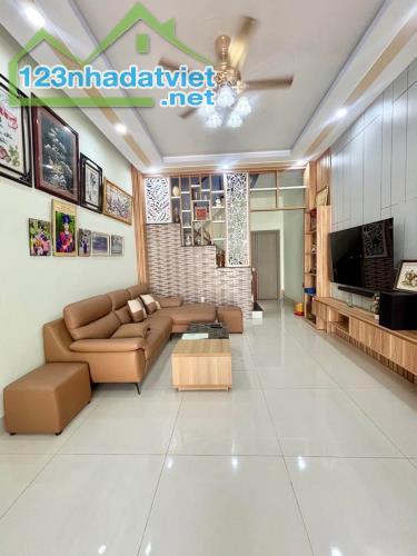 🏡 HIỆP PHÚ – NHÀ 3 TẦNG – HẺM Ô TÔ 7M – CHỈ 9.x TỶ 🏡 - 1