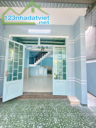 Chủ cần bán gấp nhà 2 tầng, kèm 2 phòng trọ - 1