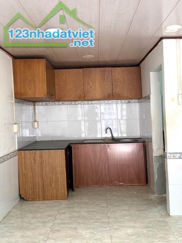O2907  Nhà mới ở ngay cạnh Cầu Bến Phân Thống Nhất giá 2.x tỷ - 3