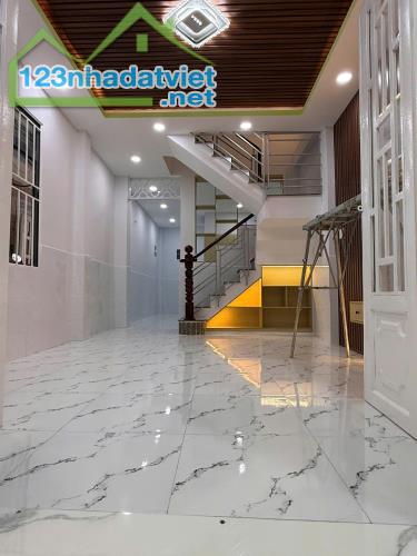 🏠Lê Thành Phương P15 Q8 - Căn Góc 3 Tầng BTCT - 3,8x9 - 4PN - Hơn 4 Tỷ TL