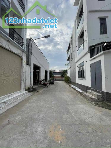 Nhà 5 tần xây mới khu Tên Lửa , căn góc ko lộ giới (đt 54m) hẻm 8 m Thông thoáng 7₫ nhỉnh - 1