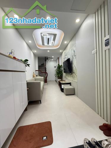 4.15 TỶ – 16M2 – 3 TẦNG – LÔ GÓC – FULL NỘI THẤT – MINH KHAI – 0985.826.871 - 1