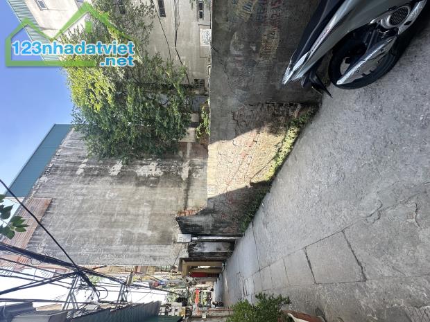 BÁN ĐẤT KHU LINH ĐÀM ,55M², 30M RA MẶT PHỐ ĐẠI TỪ ,NGÕ HƠN 3M GIÁ 10,5 TỶ