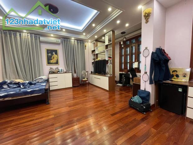 Bán nhà mặt phố Triệu Việt Vương, 170m2, 9 tầng 1 hầm, thang máy, mặt tiền 7.5m, 184,5 tỉ - 1