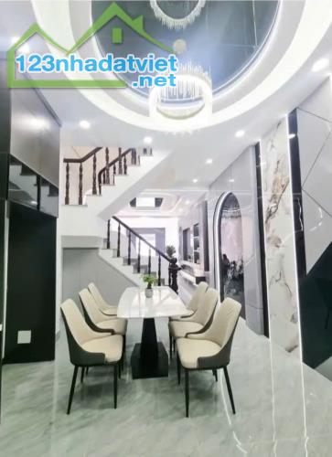 CHỈ 5.68 TỶ - MỚI ĐẸP 3 TẦNG - 4x17m - LÂM THỊ HỐ - TRUNG MỸ TÂY - Q12 - HXH 1/ NGẮN - 3