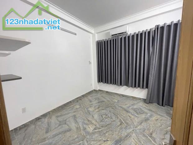 HIẾM BÁN - HẺM XE HƠI QUAY ĐẦU THOẢI MÁI - LIỀN KỀ PHÚ MỸ HƯNG - 4