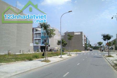 Đất SHR Full Thổ Cư ngay Chợ Bà Hom, 65m2m, 2,65 tỷ