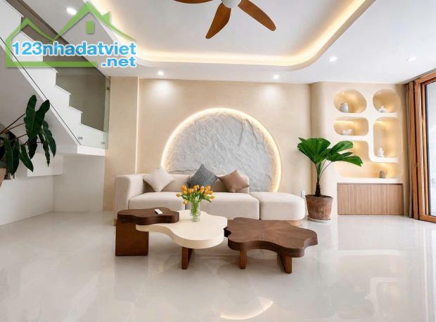 Mặt 2  tiền Huỳnh Thị Đồng, vừa ở vừa kinh doanh, nhà nội thất cao cấp - 1