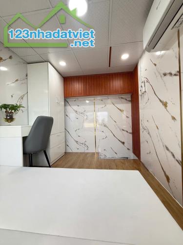 B.Á.N N.H.À HƯNG PHÚ – BA ĐÌNH P9 Q8 – 15M² – NHÀ MỚI XINH - FULL NỘI THẤT - PHÁP LÝ CHUẨN - 2